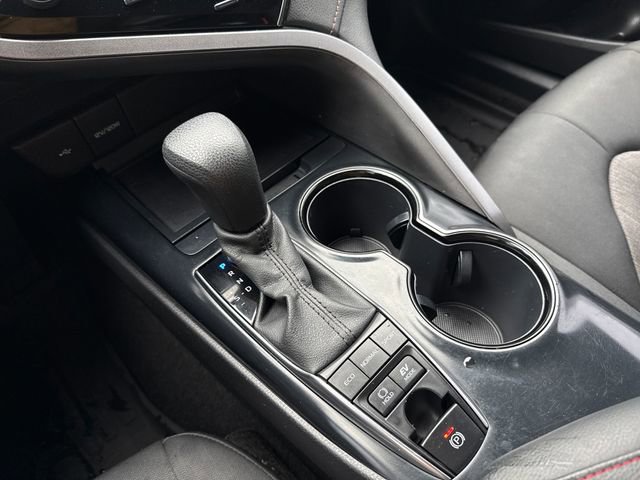 Used 2020 Toyota Camry LE image 27