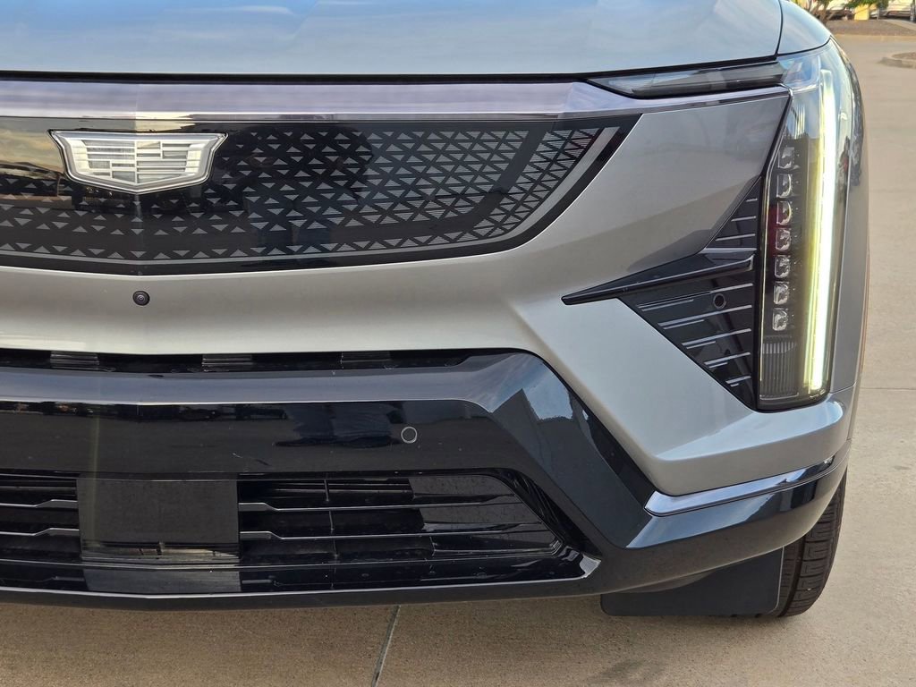 New 2026 Cadillac Optiq Sport 1 w/ LPO, Floor Liner Package image 6