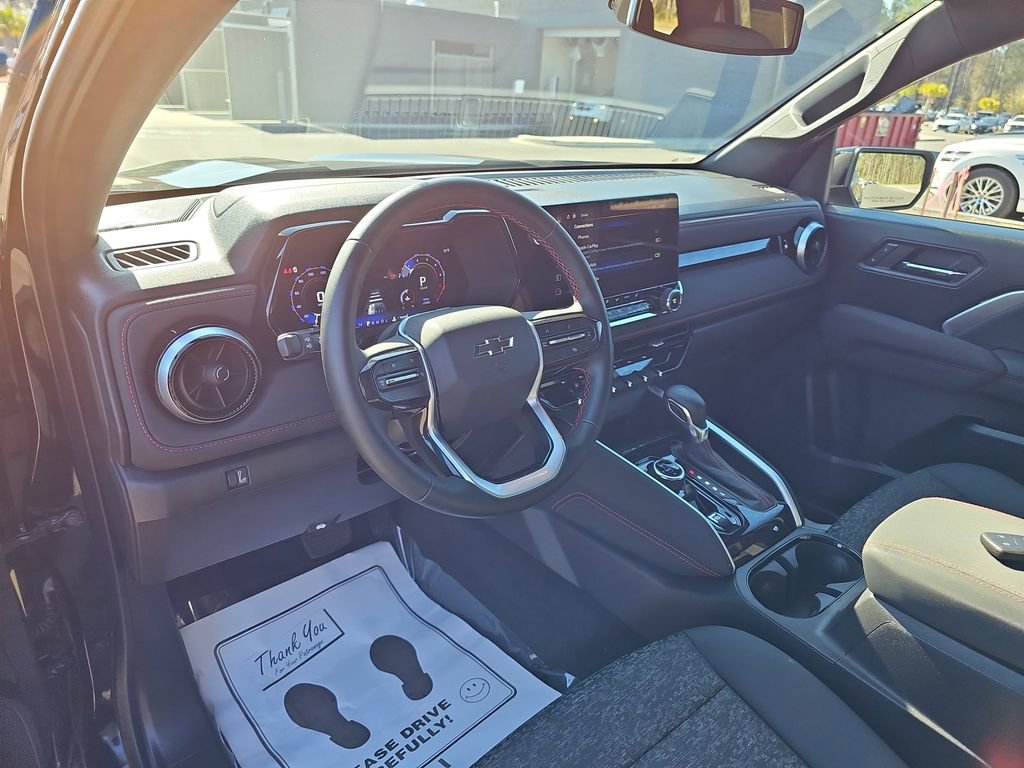 Used 2024 Chevrolet Colorado Z71 w/ Z71 Convenience Package 2 AWD/4WD image 21