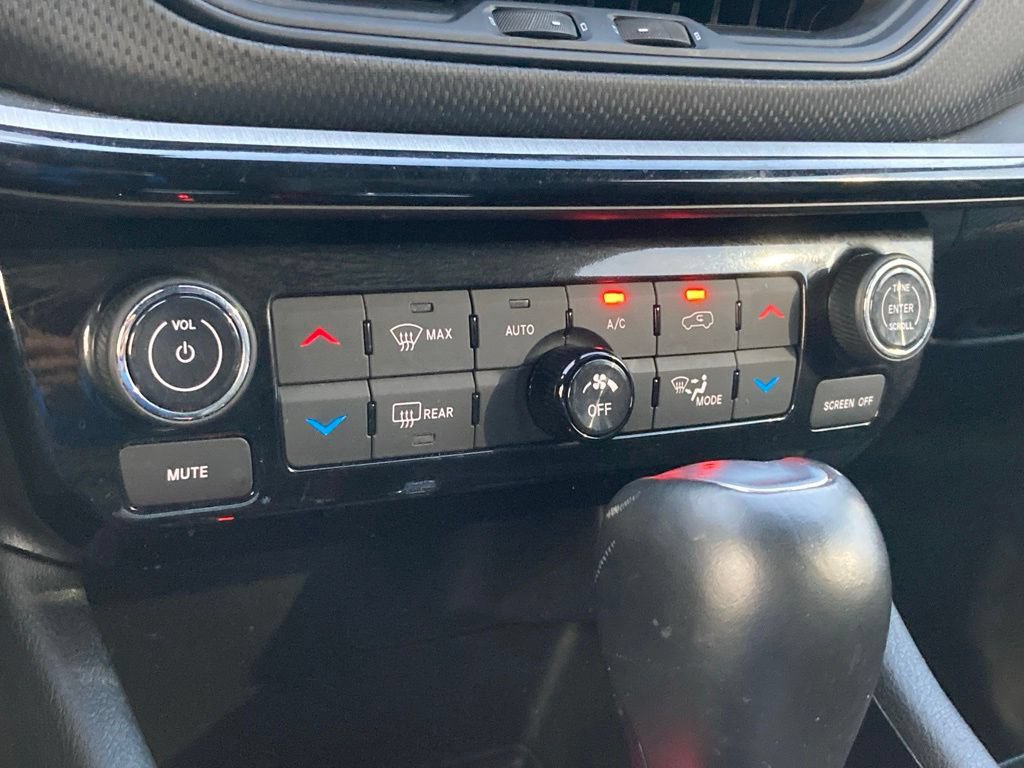 Used 2025 Jeep Compass Trailhawk AWD/4WD image 21