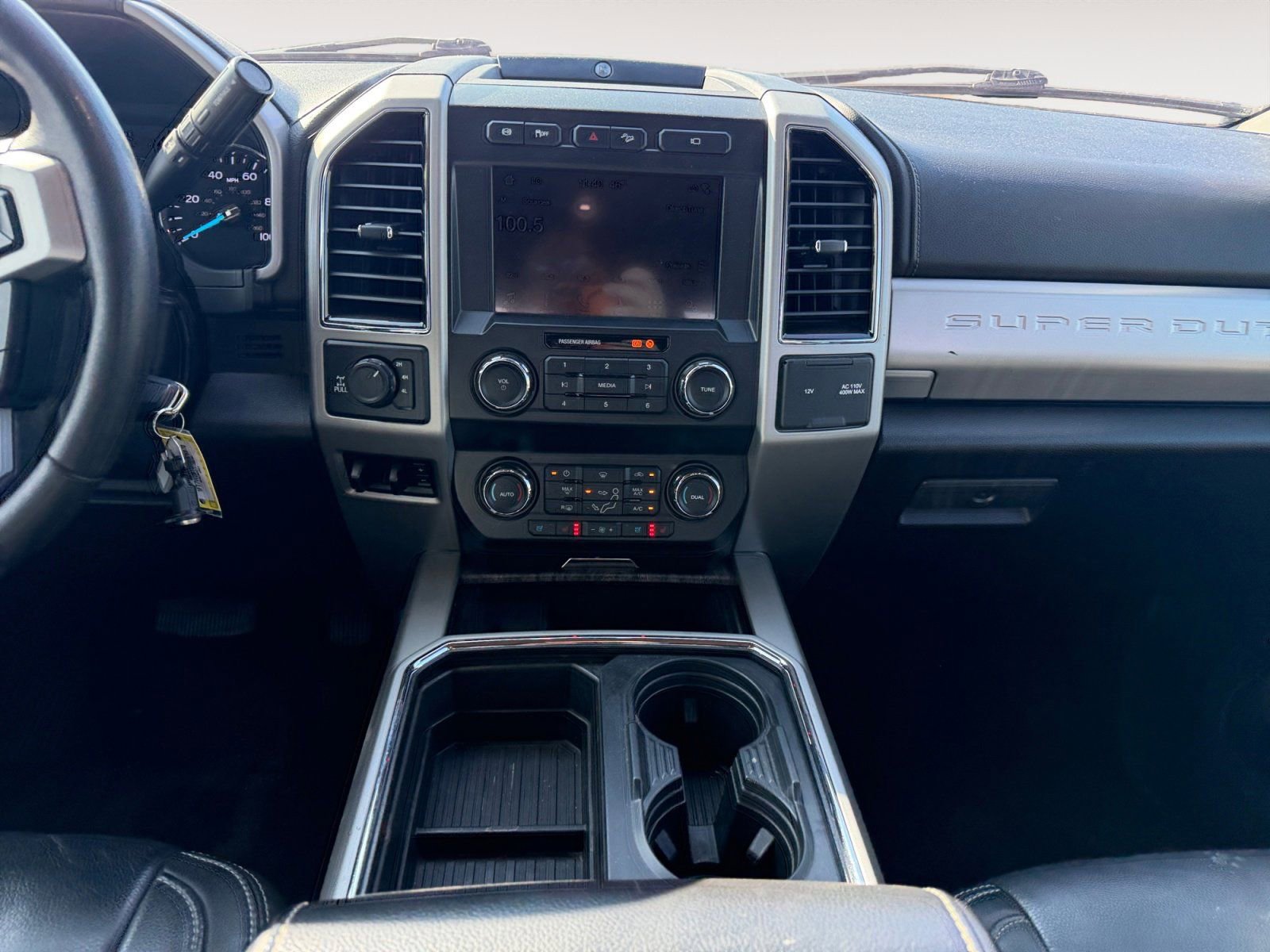 Used 2019 Ford F250 Lariat w/ Chrome Package image 11