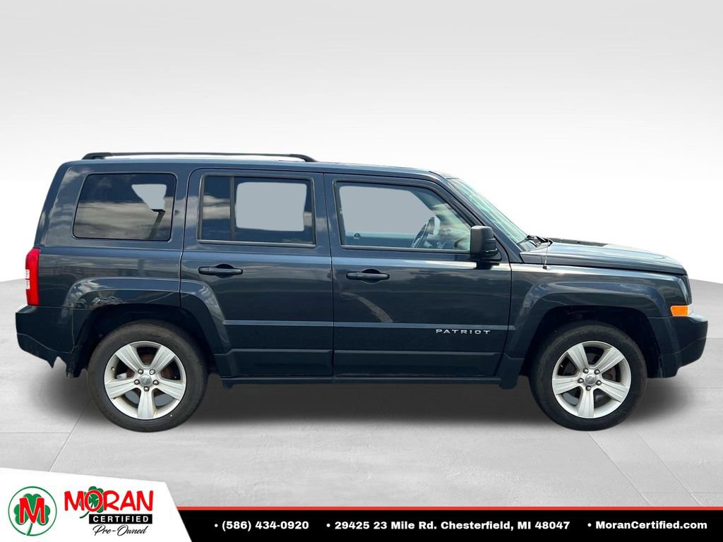 Used 2014 Jeep Patriot Latitude FWD image 6