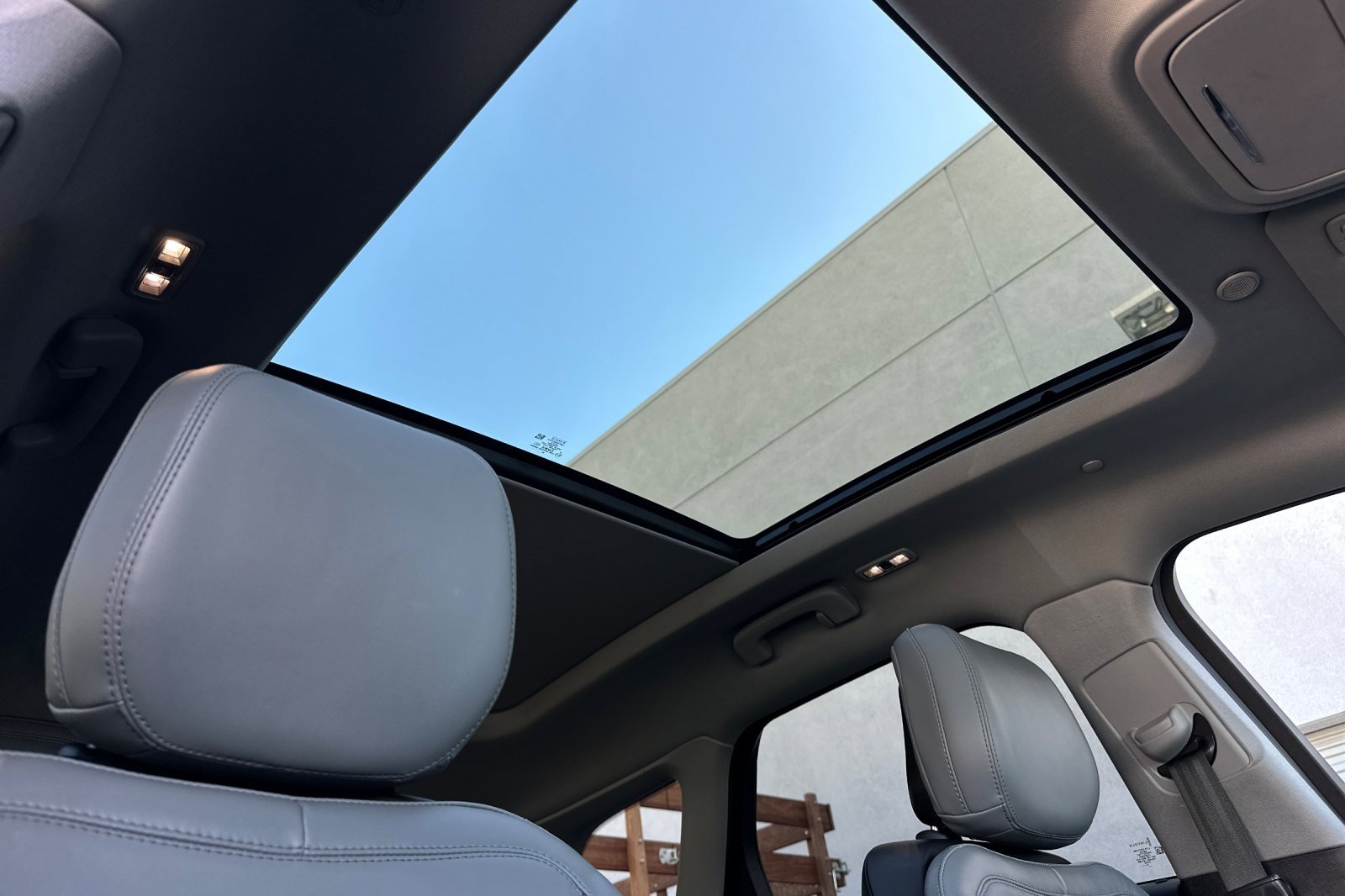 Used 2020 Lincoln Corsair Reserve image 16