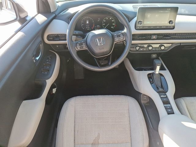 Used 2025 Honda HR-V LX image 12