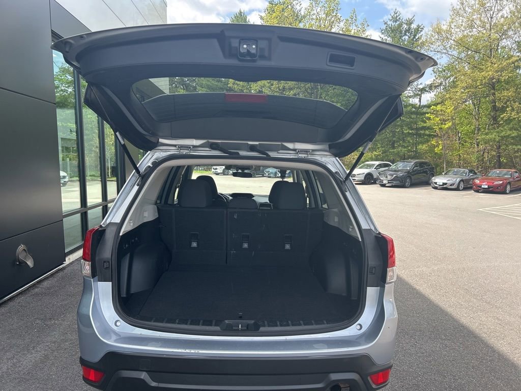 Used 2019 Subaru Forester Premium AWD/4WD image 7