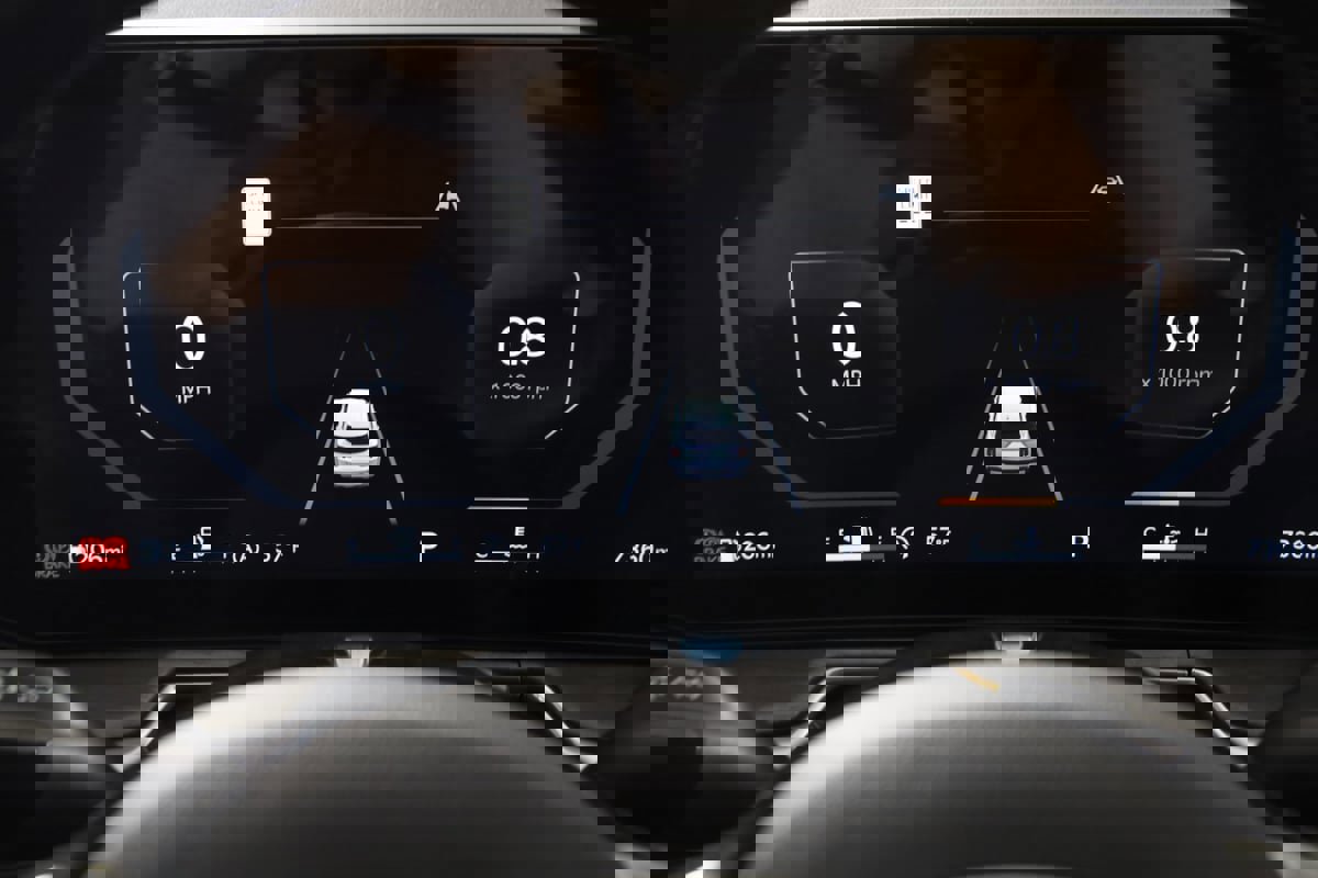 Used 2025 Kia Sorento SX image 19