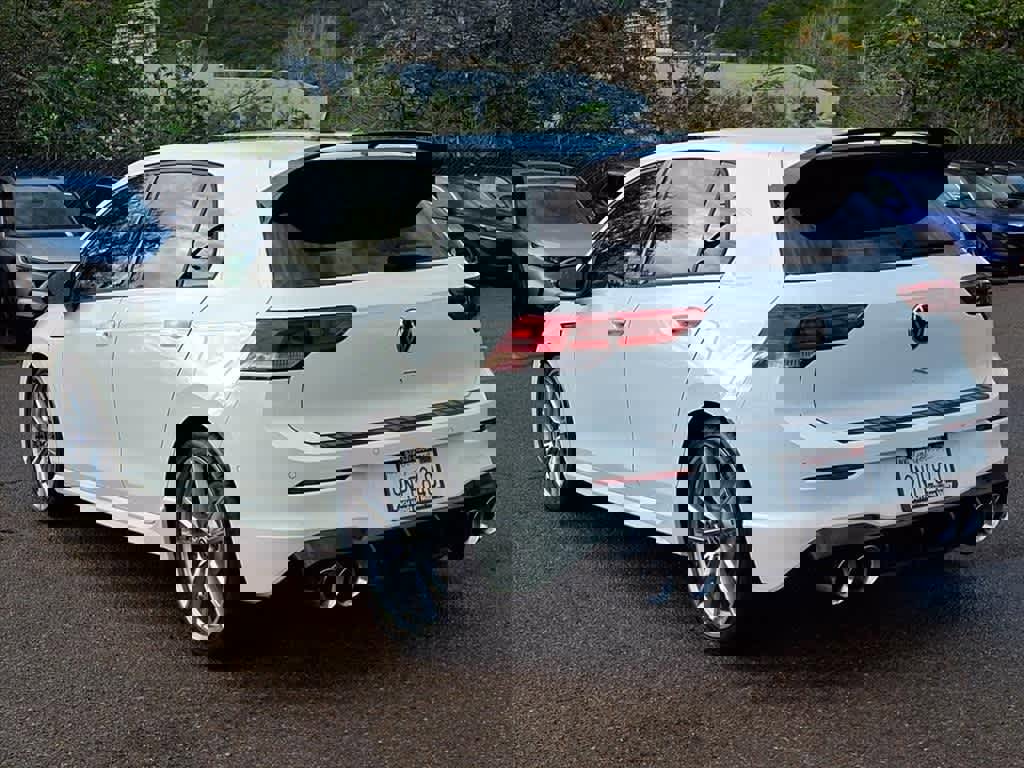 Used 2024 Volkswagen Golf R image 7