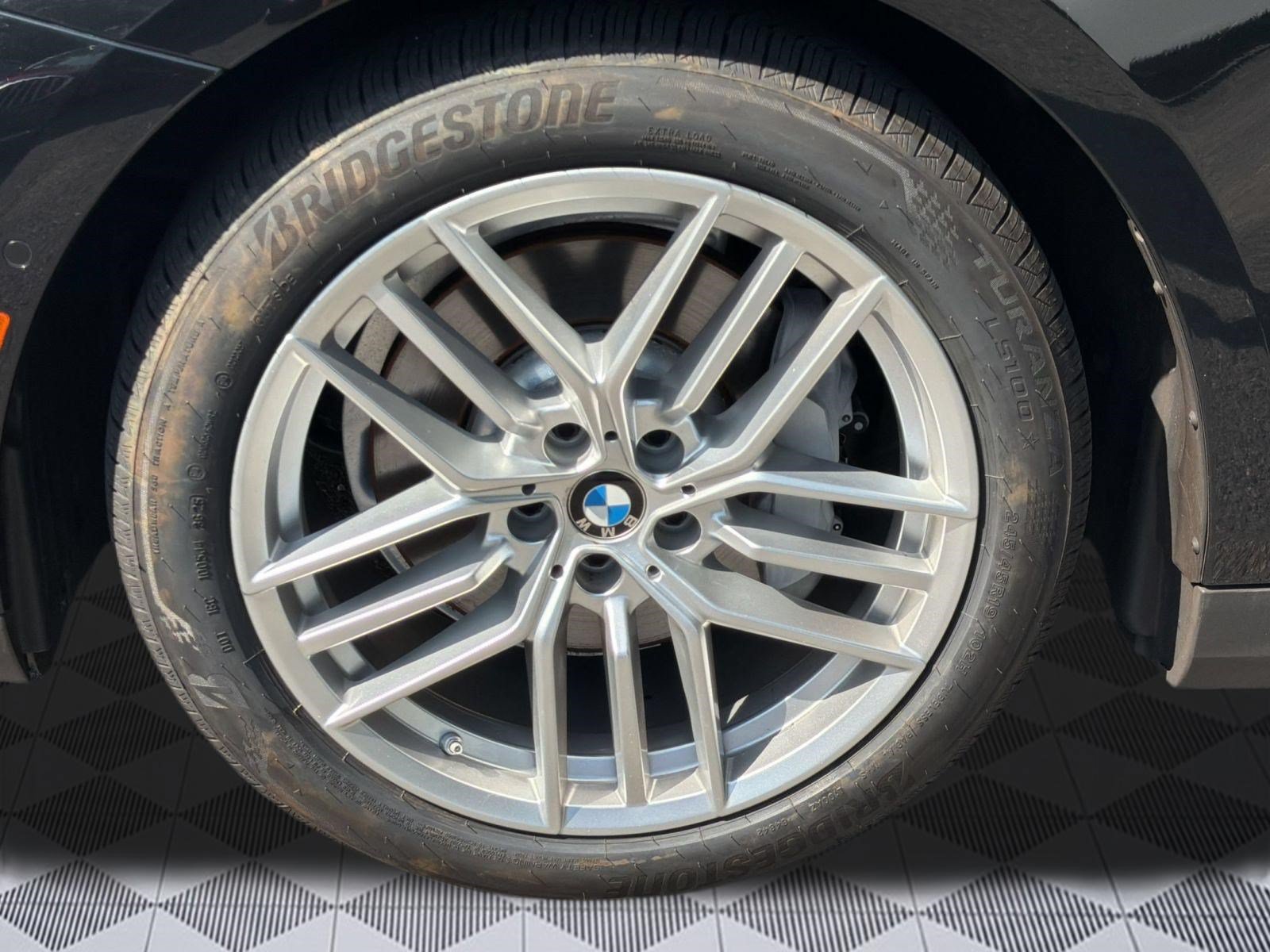 Used 2024 BMW 530i xDrive w/ Premium Package AWD/4WD image 13