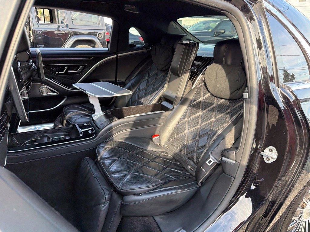 Used 2023 Mercedes-Benz Maybach S 580 4MATIC image 27