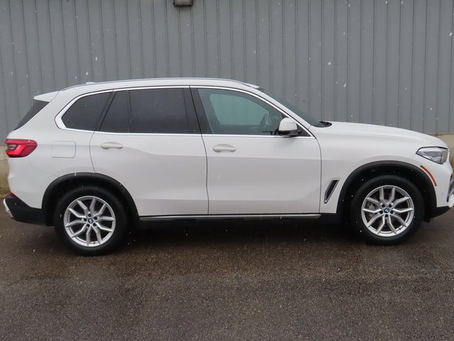 Used 2020 BMW X5 xDrive40i w/ Premium Package image 2