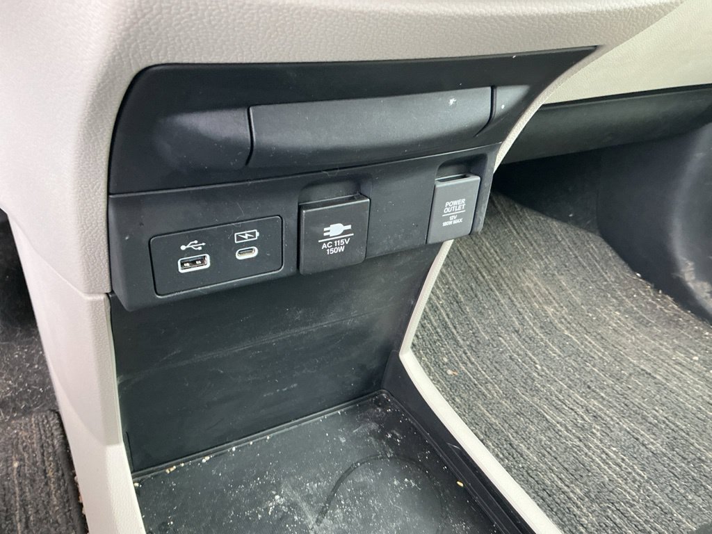Used 2025 Honda Odyssey Touring image 25