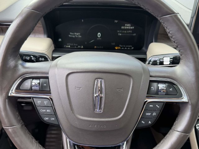 Used 2023 Lincoln Nautilus Reserve AWD/4WD image 26