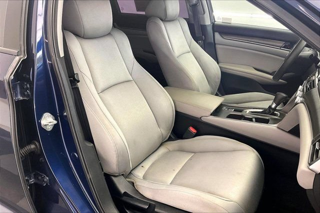 Used 2019 Honda Accord LX image 6