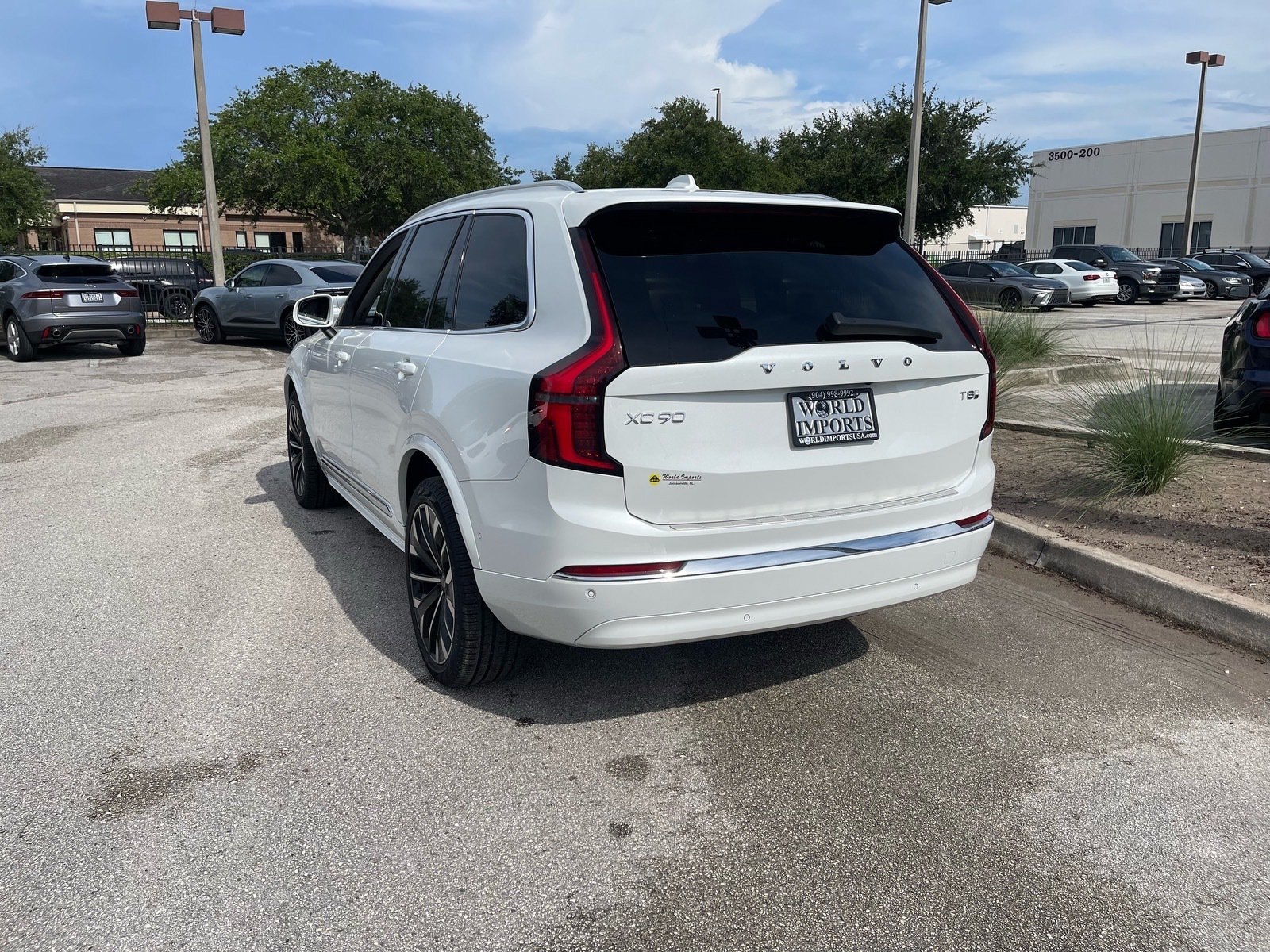 Used 2025 Volvo XC90 T8 Ultra w/ Protection Package Premier AWD/4WD image 53