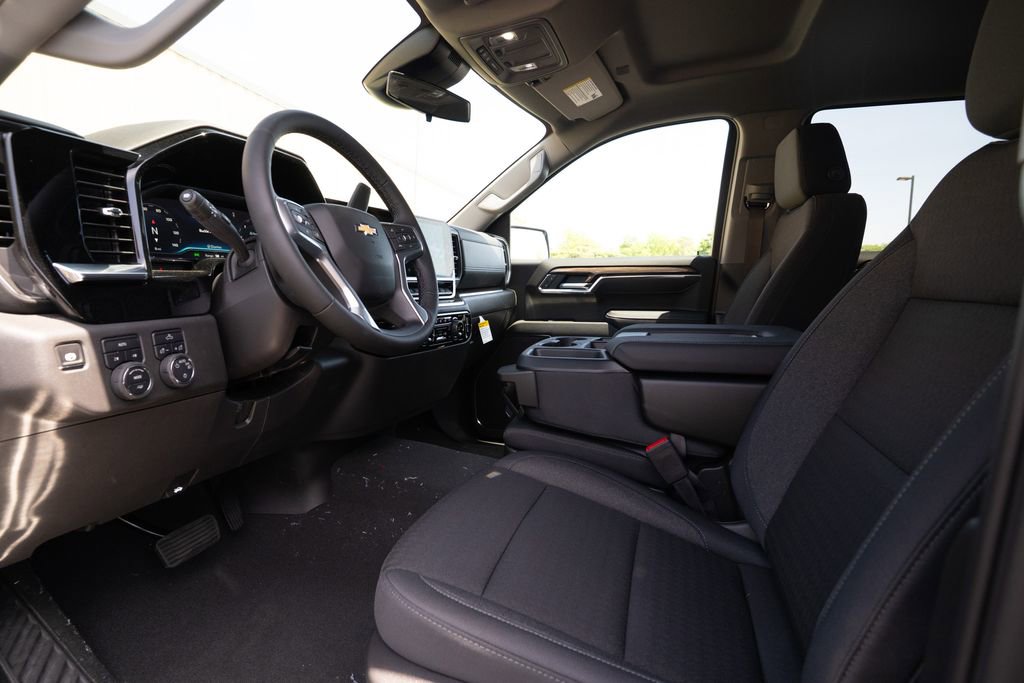 New 2025 Chevrolet Silverado 1500 LT image 12