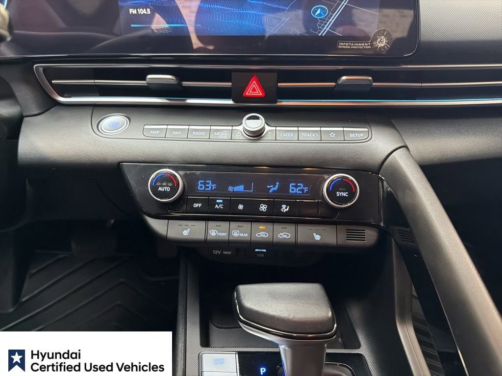 Used 2025 Hyundai Elantra SEL FWD image 24