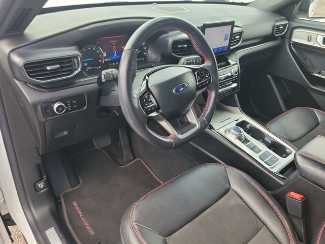 Used 2023 Ford Explorer ST-Line w/ Class IV Trailer Tow Package image 17