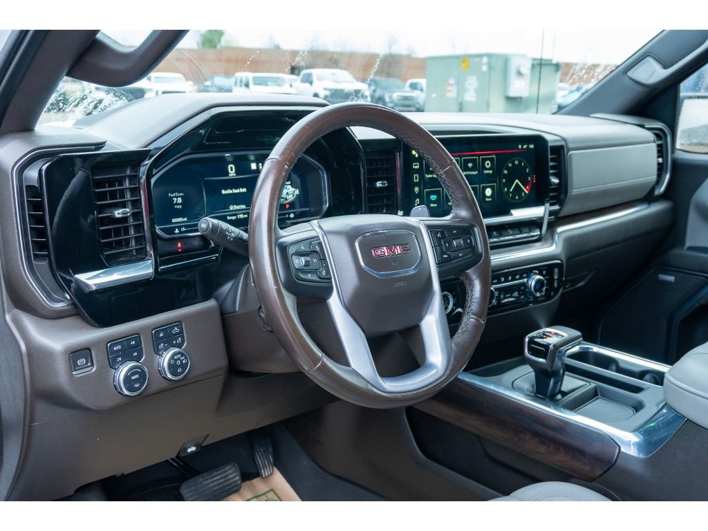 Used 2023 GMC Sierra 1500 SLT w/ SLT Premium Package AWD/4WD image 10