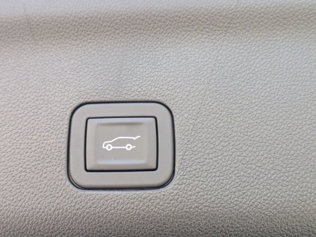 New 2027 GMC Yukon Denali Ultimate AWD/4WD image 16