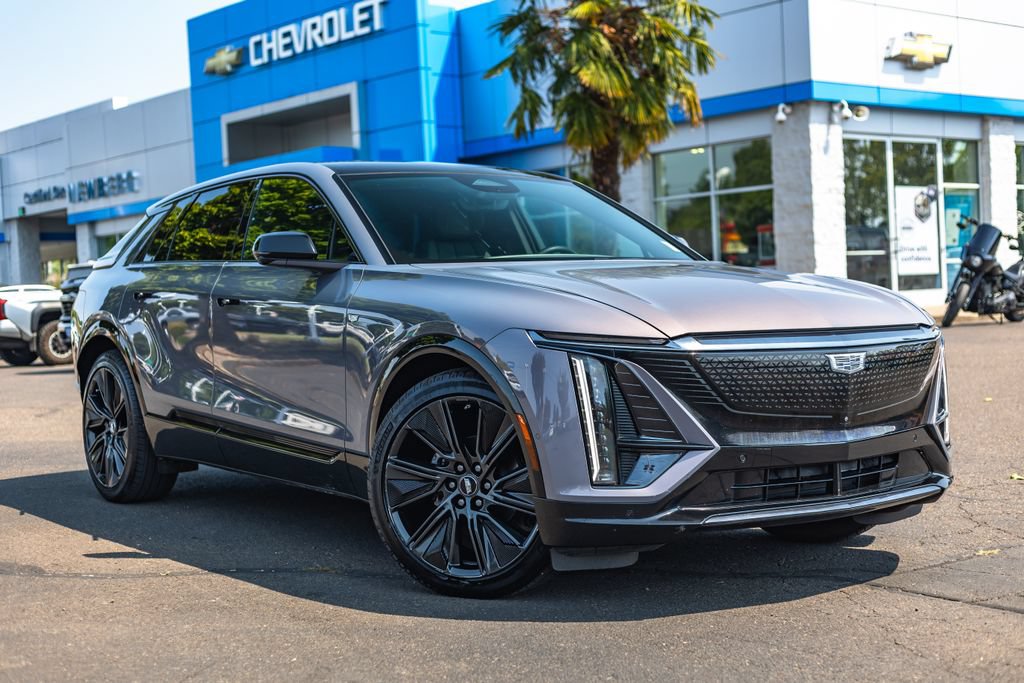 Used 2024 Cadillac Lyriq Sport AWD/4WD image 1