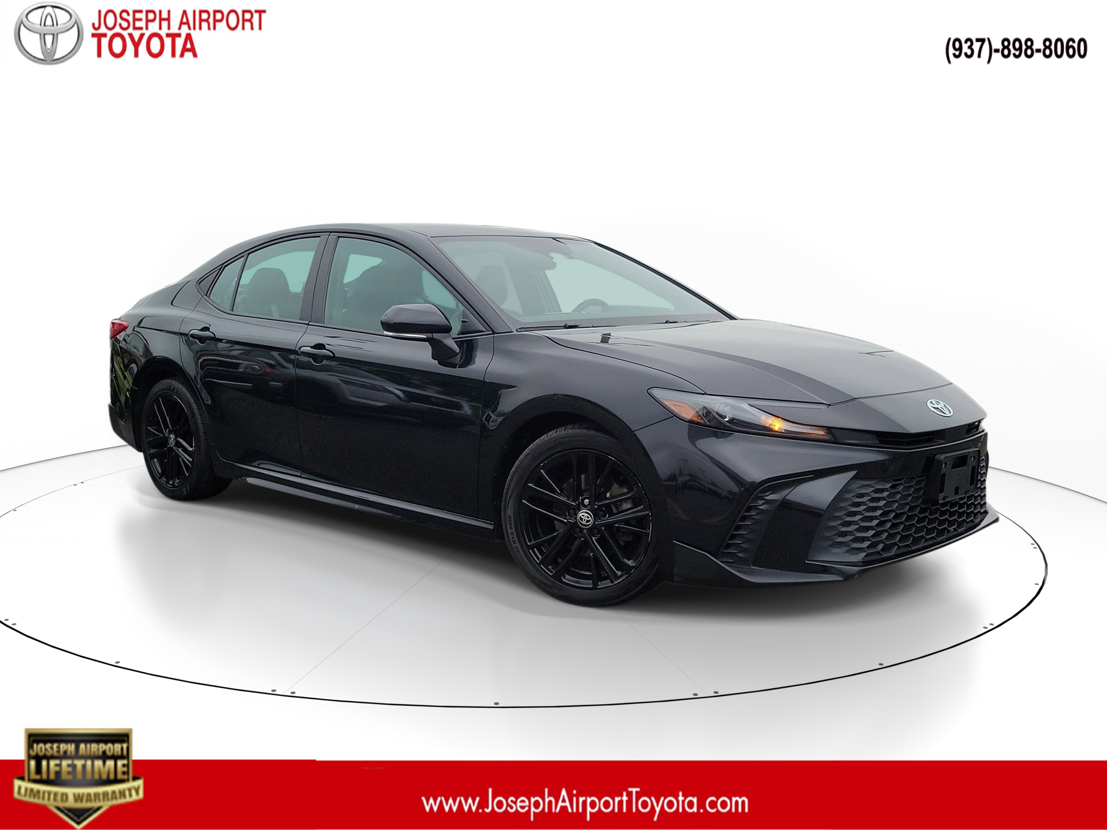 Used 2025 Toyota Camry SE