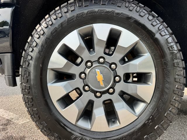 Used 2022 Chevrolet Silverado 2500 Custom w/ Custom Convenience Package AWD/4WD image 31