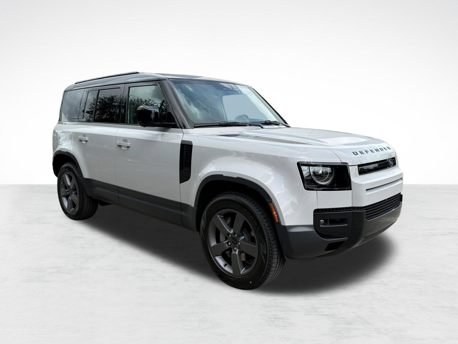 New 2026 Land Rover Defender 110 S AWD/4WD image 7