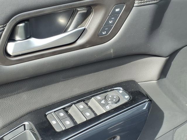 New 2026 Nissan Pathfinder Platinum image 17