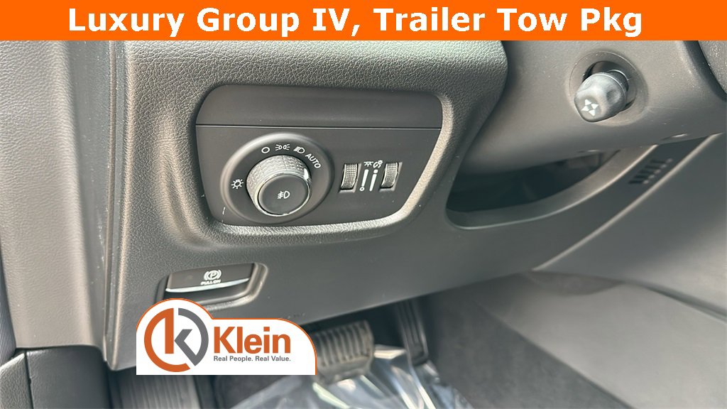 New 2025 Jeep Grand Cherokee L Overland w/ Luxury Tech Group IV image 16