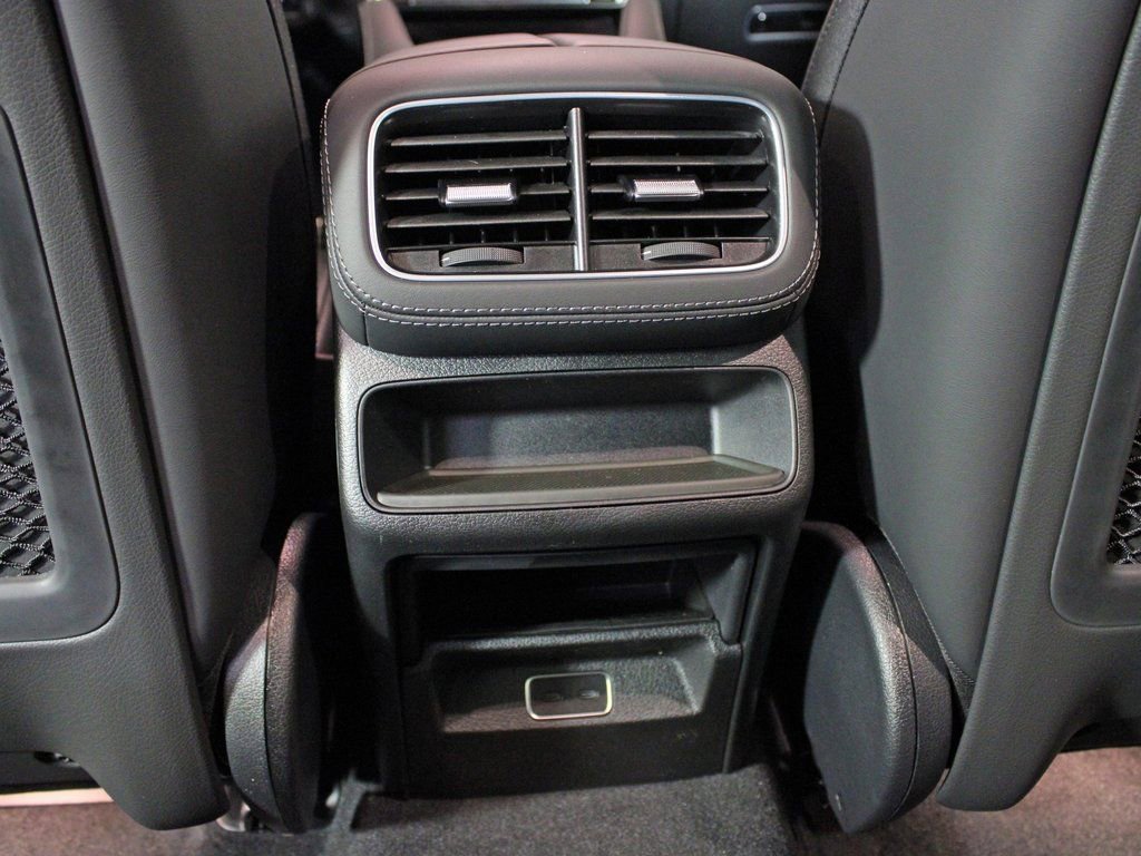 Certified 2026 Mercedes-Benz GLE 53 AMG 4MATIC image 31