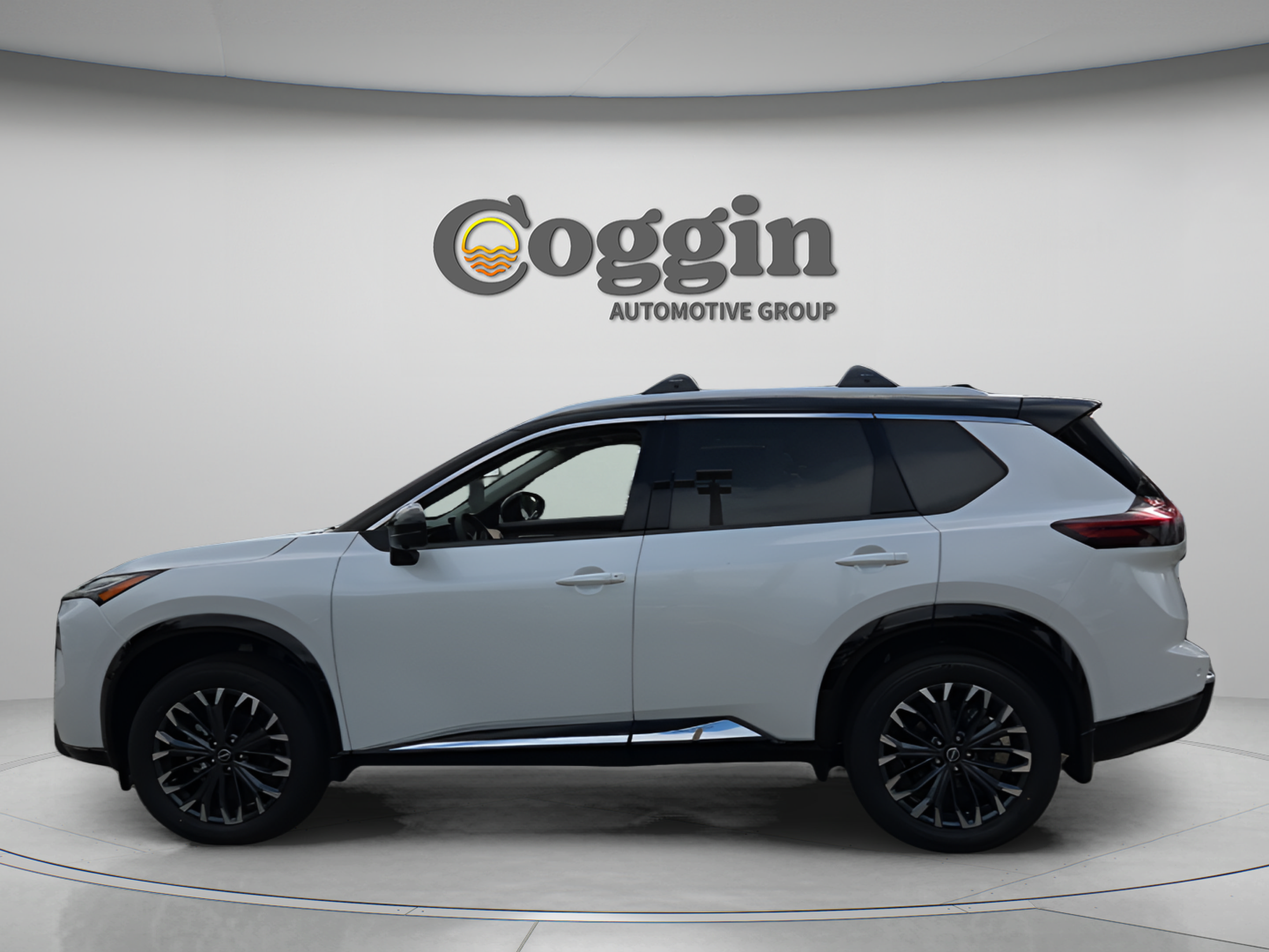 New 2026 Nissan Rogue Platinum w/ Platinum Premium Package AWD/4WD image 2