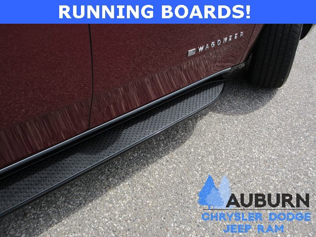 Used 2023 Jeep Wagoneer Series III w/ Preferred Equipment Group image 4