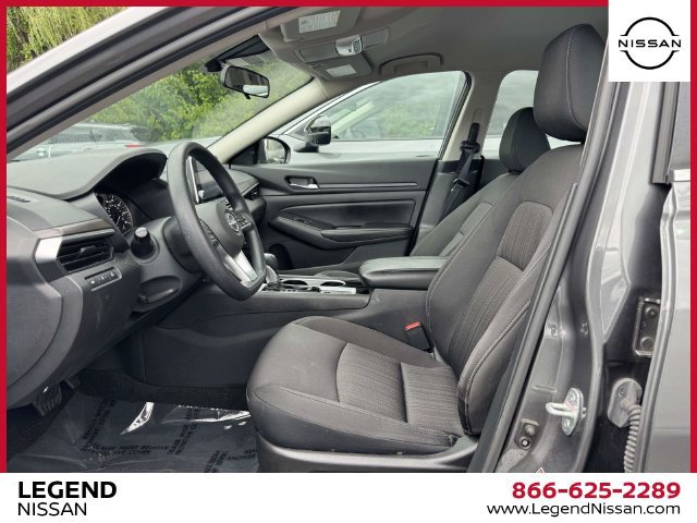 Used 2024 Nissan Altima 2.5 SV AWD/4WD image 16