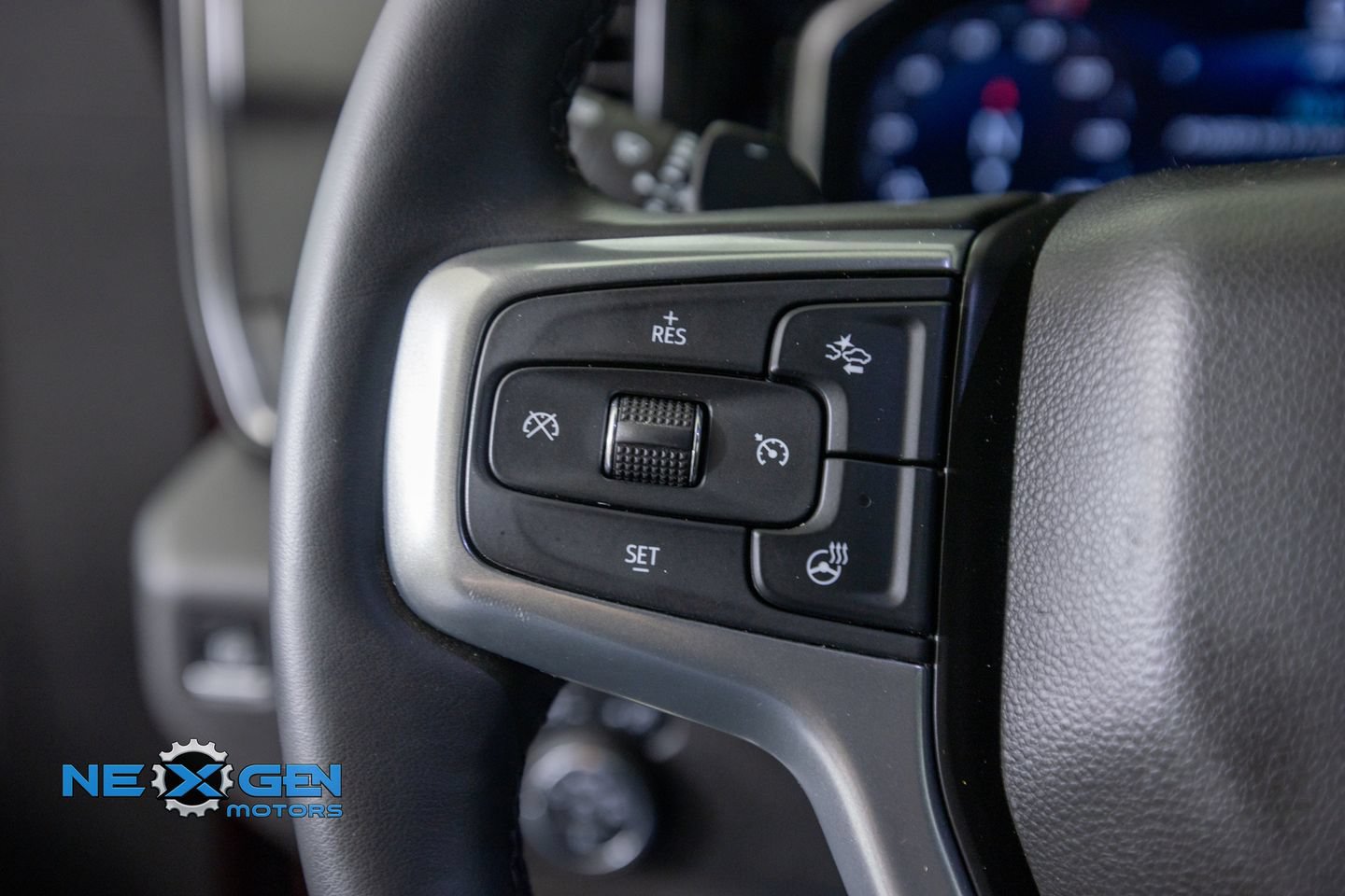Used 2025 Chevrolet Silverado 1500 RST w/ RST All Star Premium Package AWD/4WD image 14