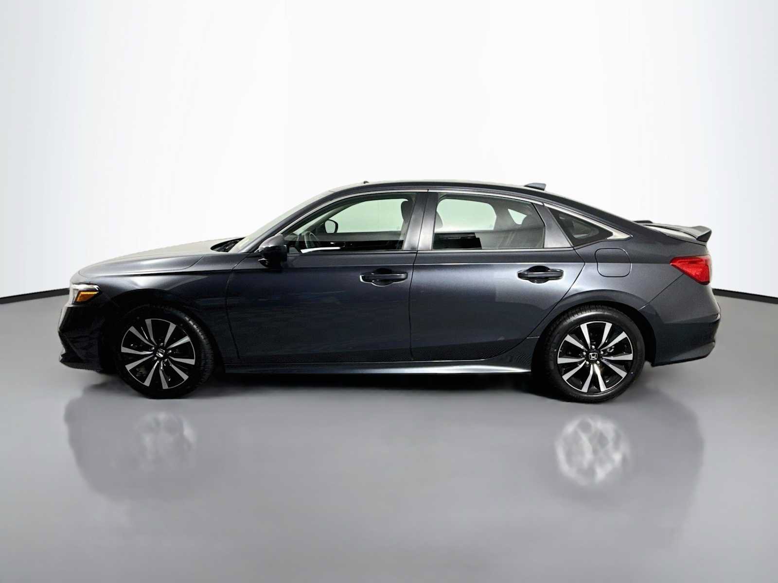 Certified 2024 Honda Civic EX image 4