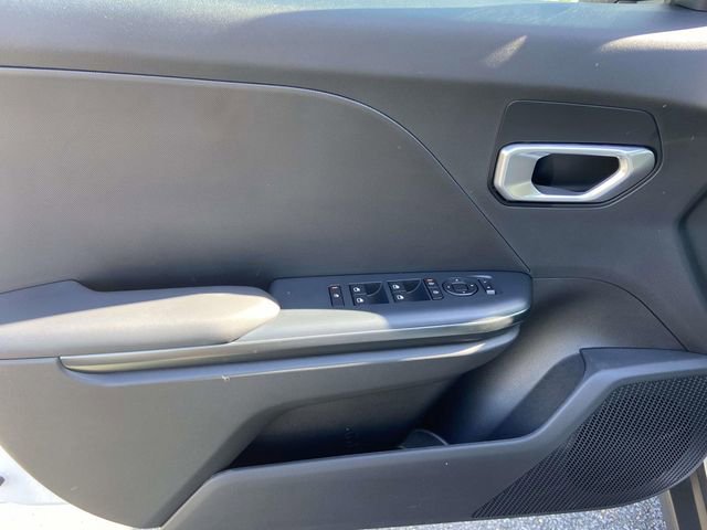 New 2026 Kia K4 FWD image 11