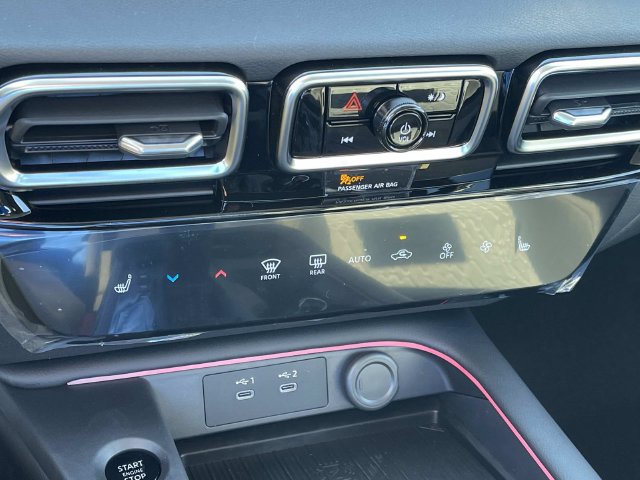 New 2026 Nissan Sentra SV w/ SV Convenience Package FWD image 24