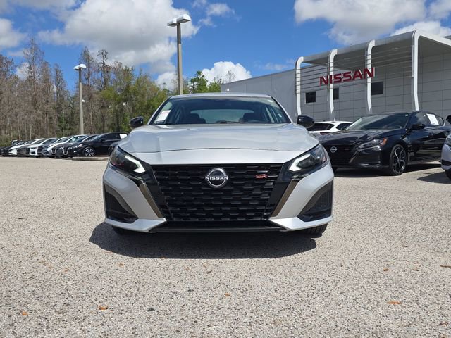 Certified 2025 Nissan Altima 2.5 SR image 2