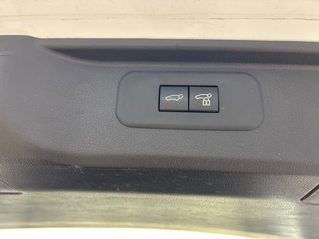 Used 2024 Toyota Grand Highlander XLE image 9