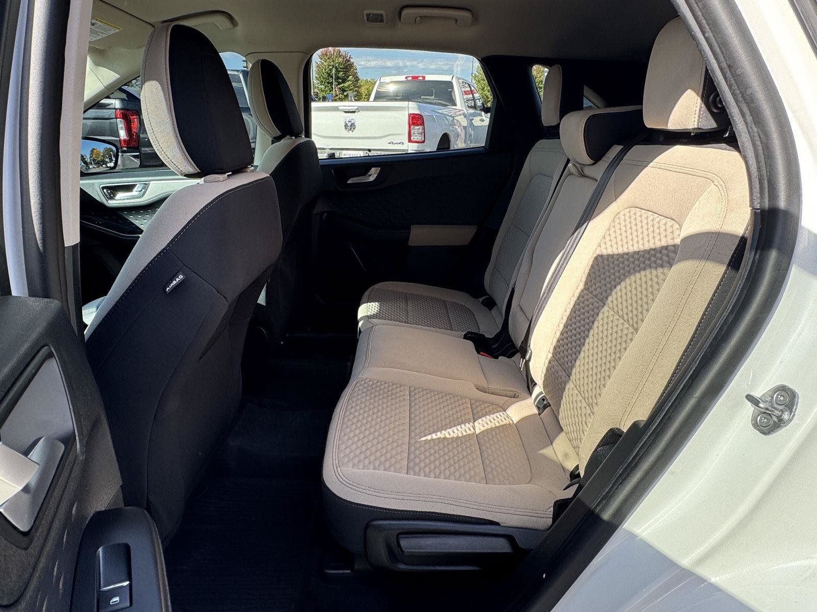 Used 2020 Ford Escape SE AWD/4WD image 28