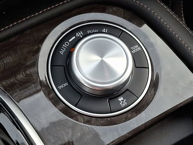 Used 2023 Nissan Armada Platinum w/ Captain's Chairs Package image 27