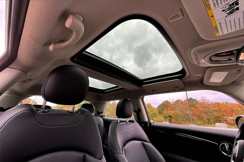 Used 2019 MINI Cooper S image 16