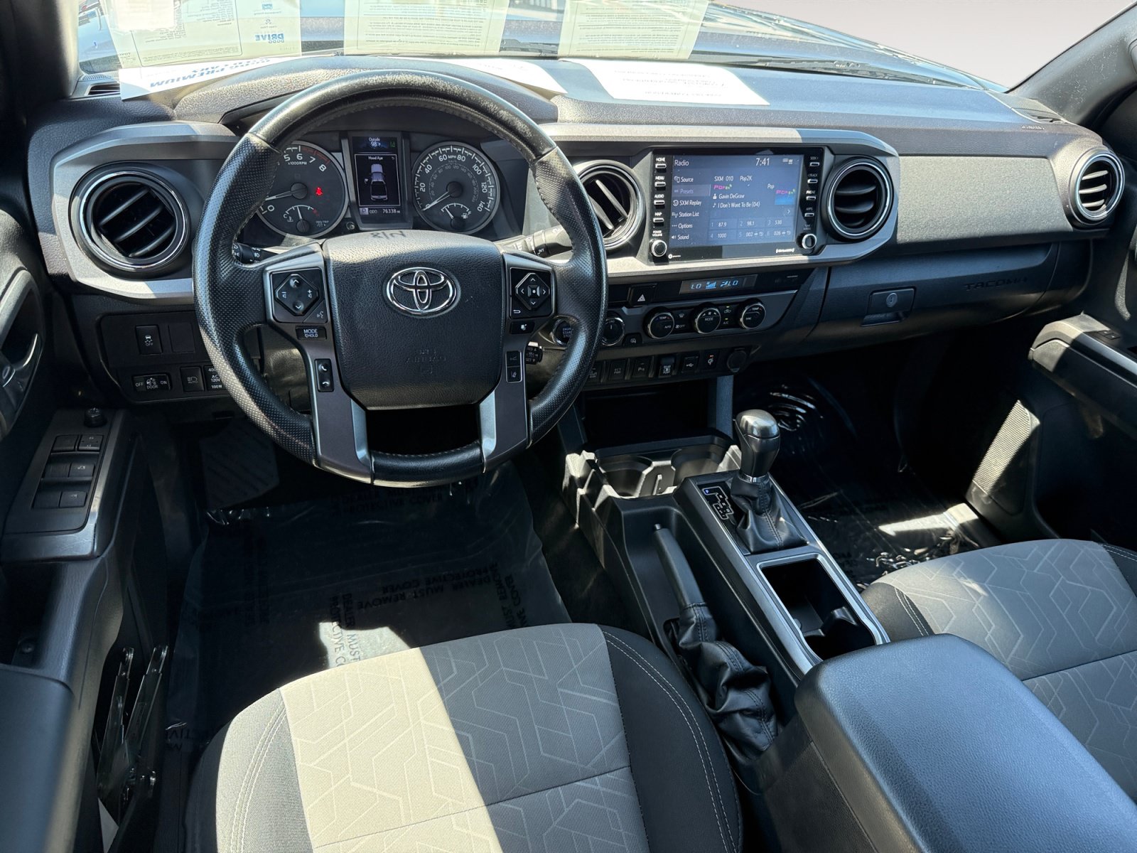 Used 2023 Toyota Tacoma TRD Off-Road w/ Technology Package AWD/4WD image 15