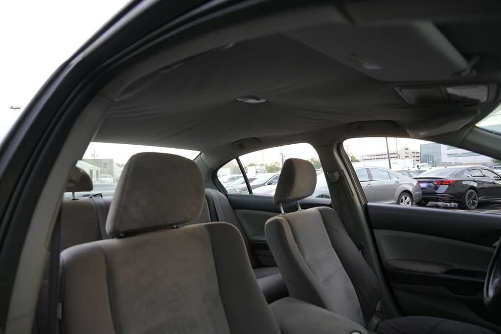Used 2010 Honda Accord LX-P image 28