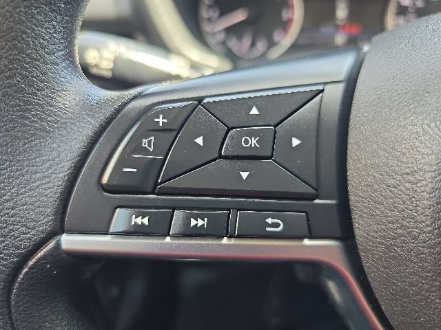Used 2024 Nissan Sentra SV FWD image 22