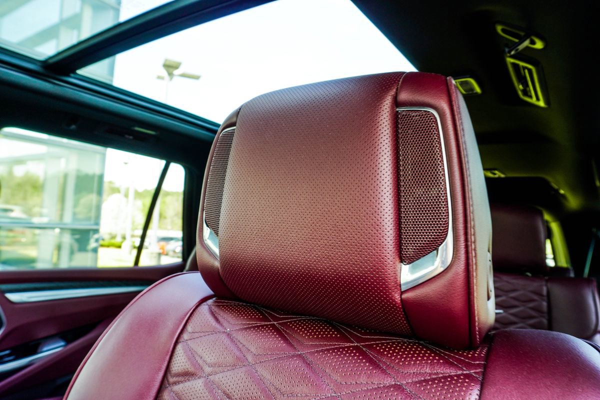 Used 2026 Cadillac Escalade Luxury w/ Touring Package image 46