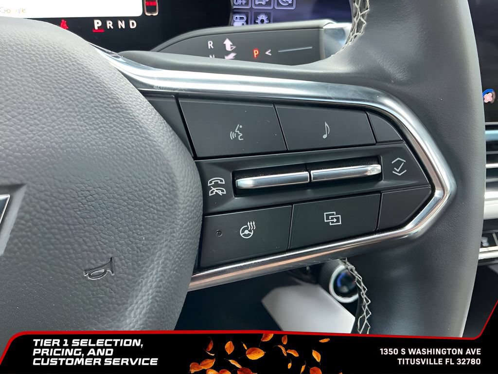 Used 2025 Chevrolet Equinox EV LT w/ Convenience Package II AWD/4WD image 28