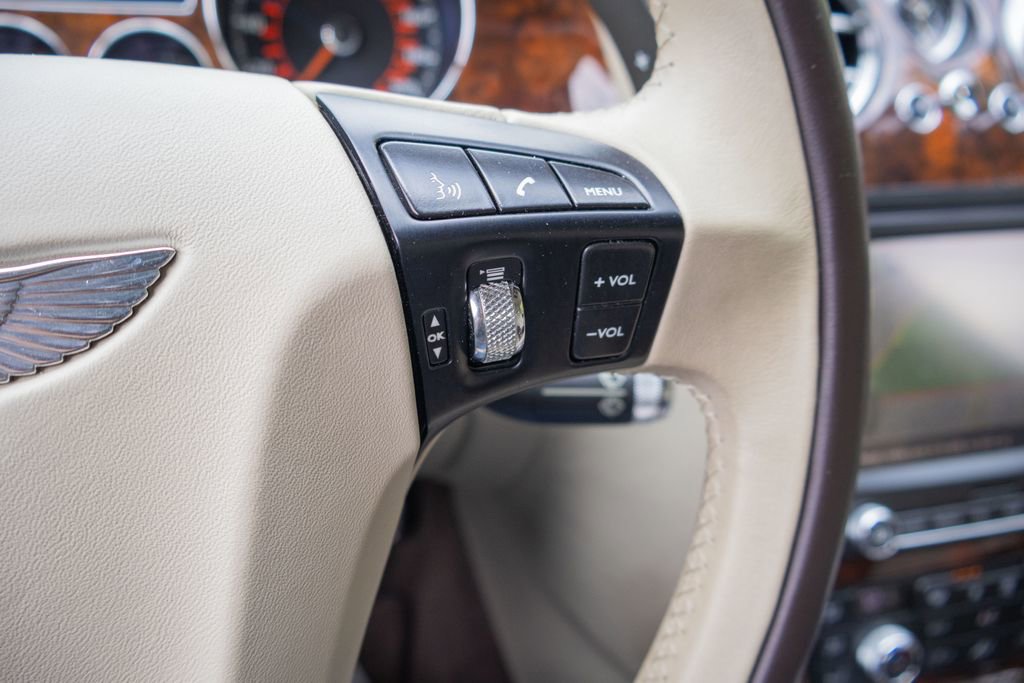 Used 2012 Bentley Flying Spur Flying Spur AWD/4WD image 23