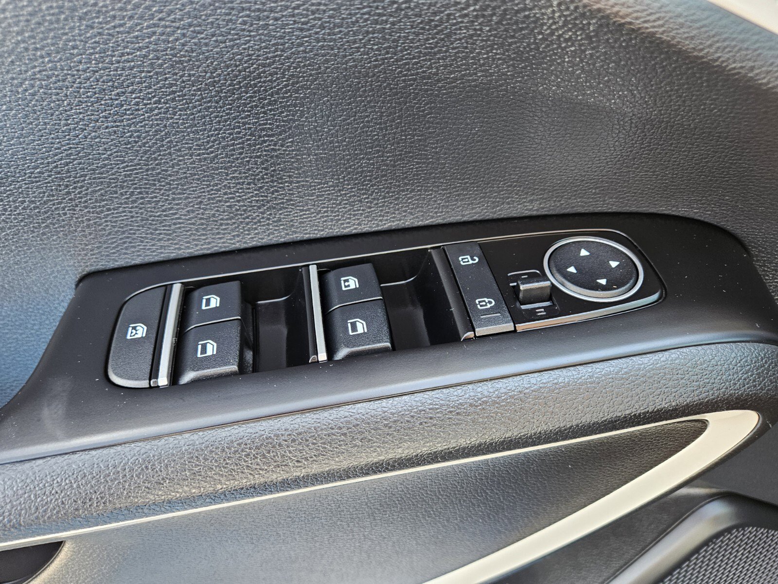 Used 2024 Kia Soul GT-Line FWD image 31