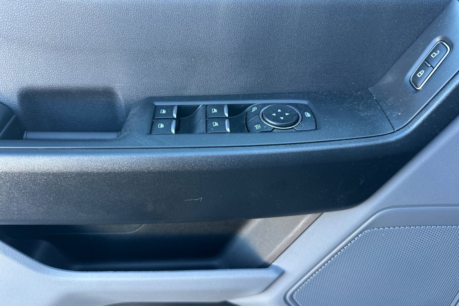 New 2026 Ford F250 XL w/ XL Chrome Package image 11